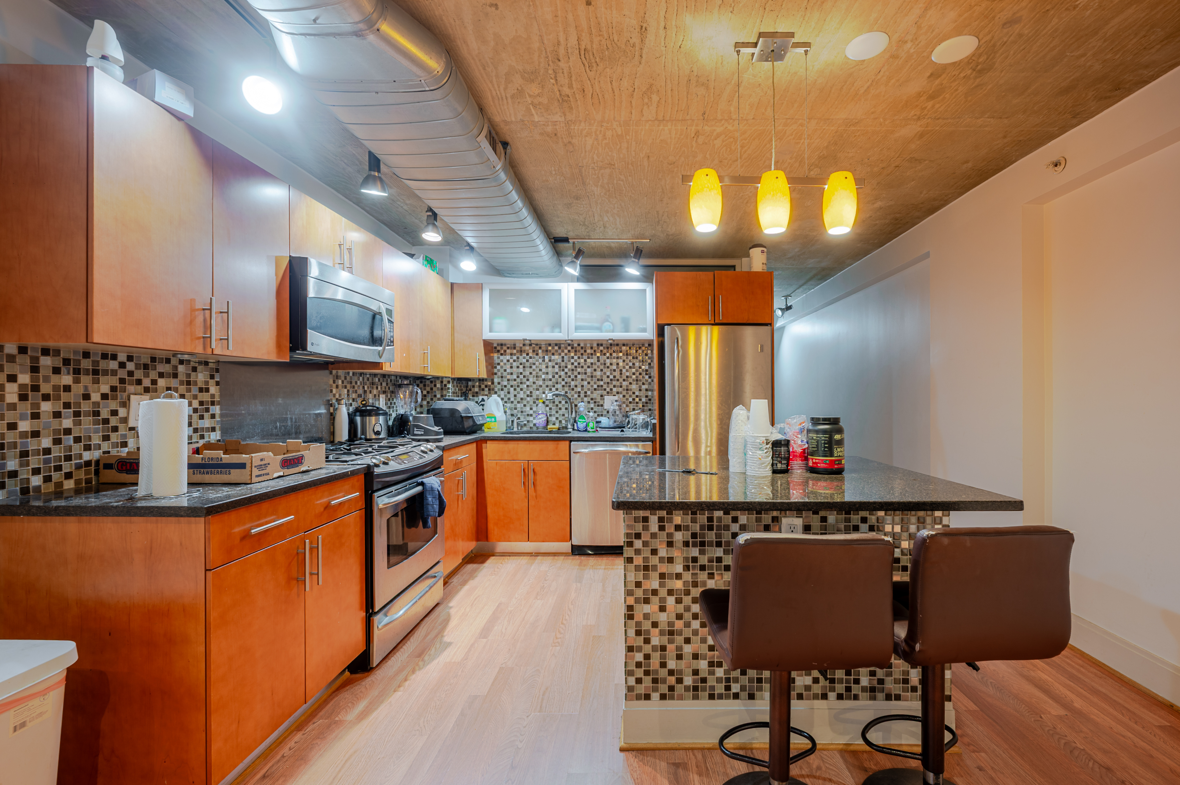 Washington Condo: 929 Florida Ave NW
