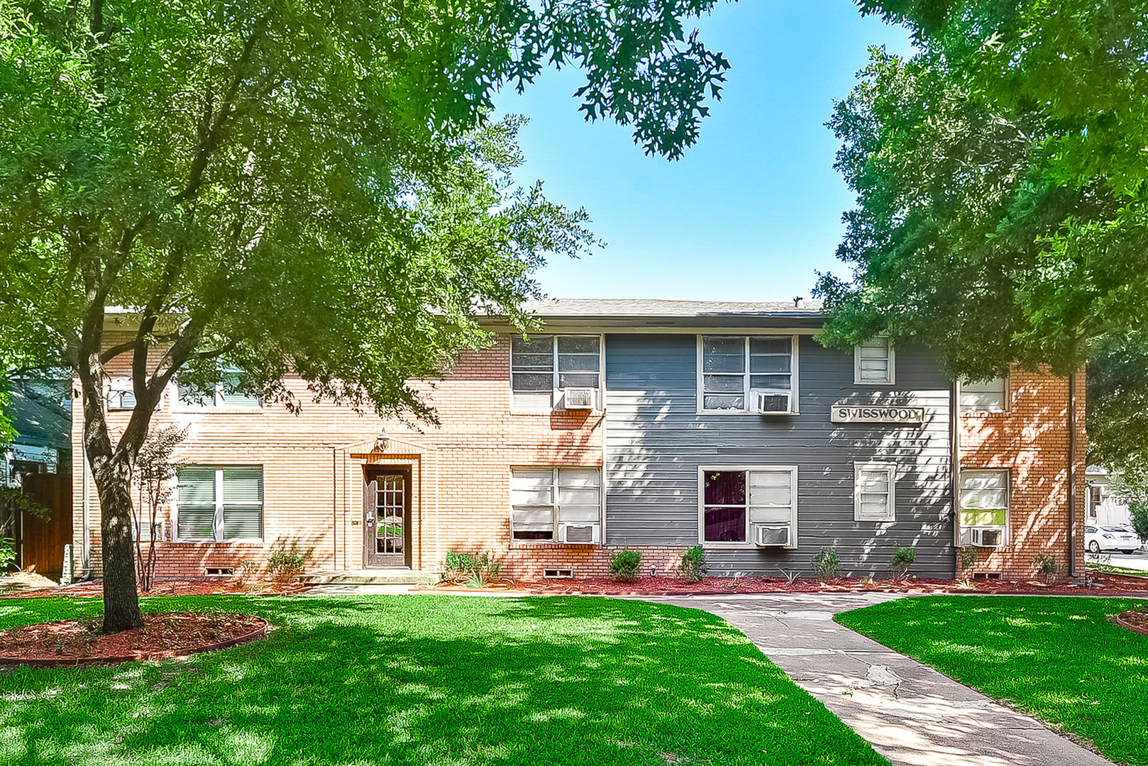 Dallas Apartment: 4602 Swiss Ave