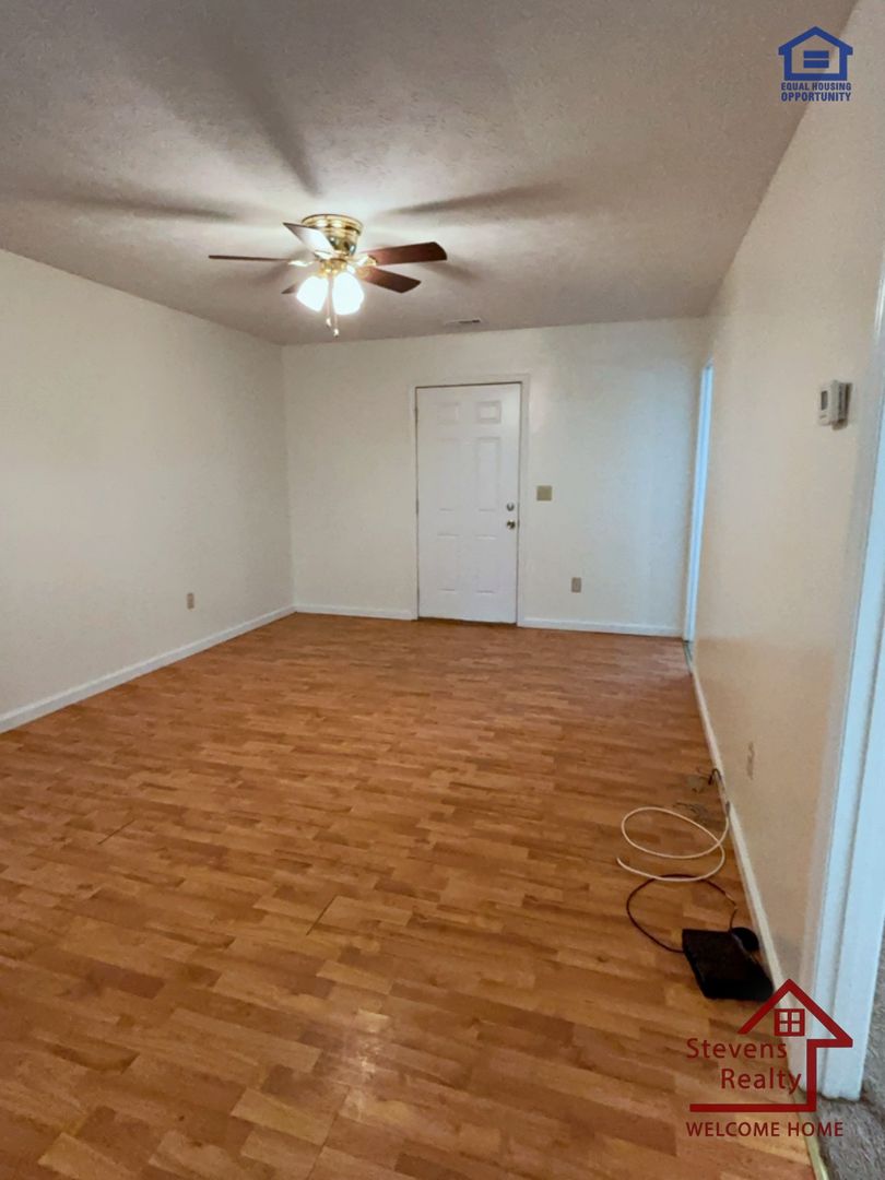 Mcminnville Condo: 106 Dogwood Pointe Dr