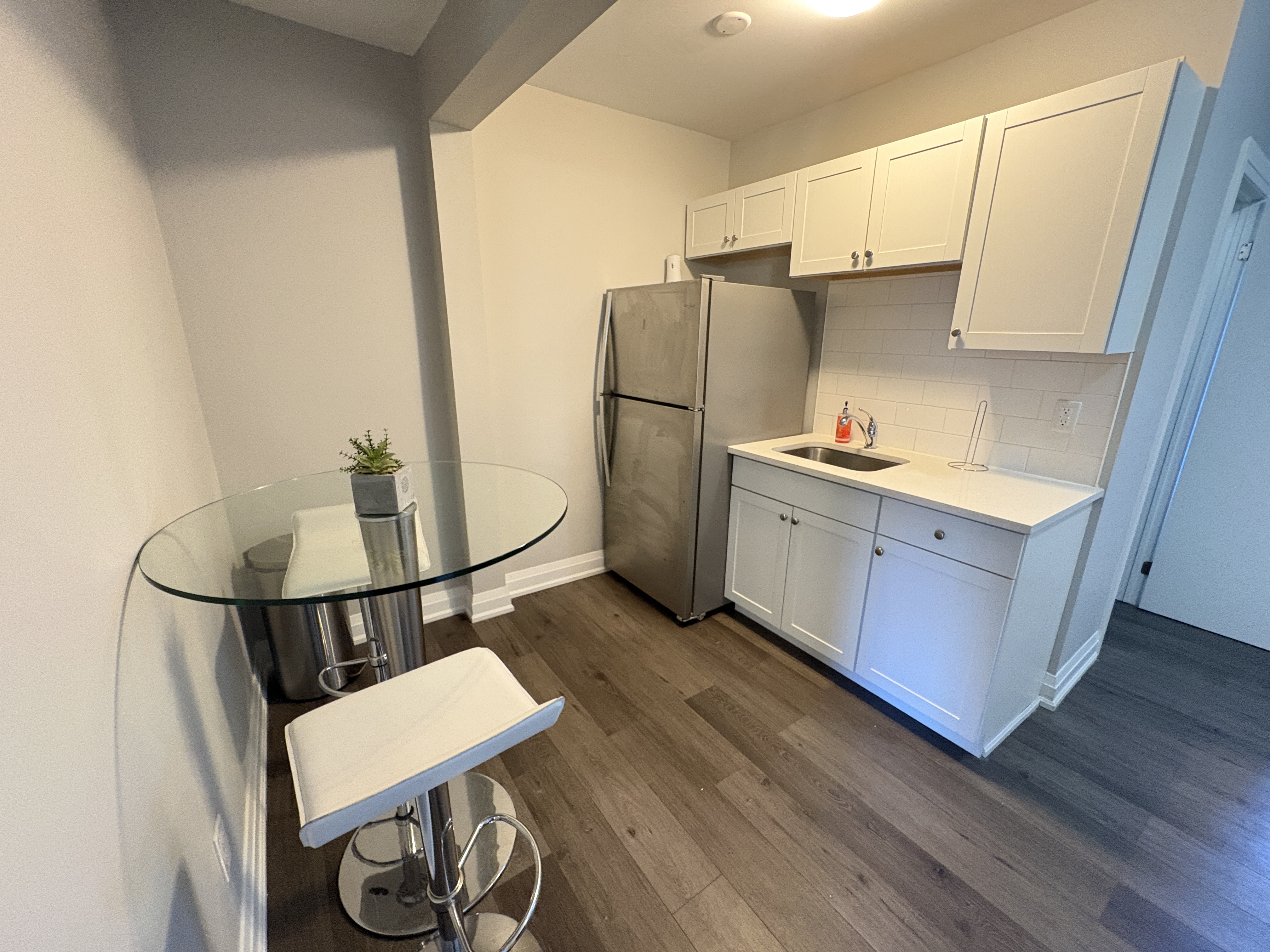 Hamilton Condo: 83 Gibson Ave