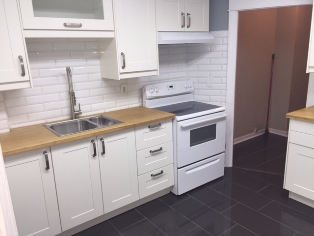 Hamilton Condo: 73 Barnesdale Blvd