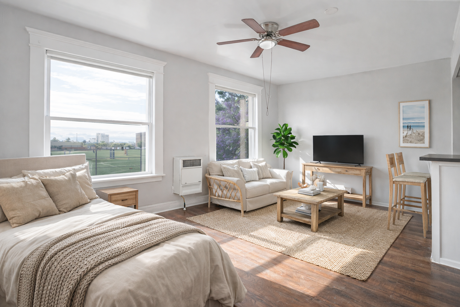 Los Angeles Condo: 692 Valencia St