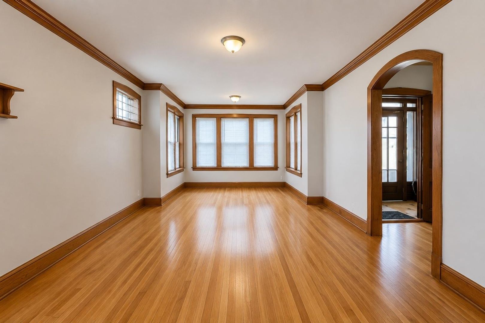 Berwyn Condo: 1900 S Highland Ave - Apt