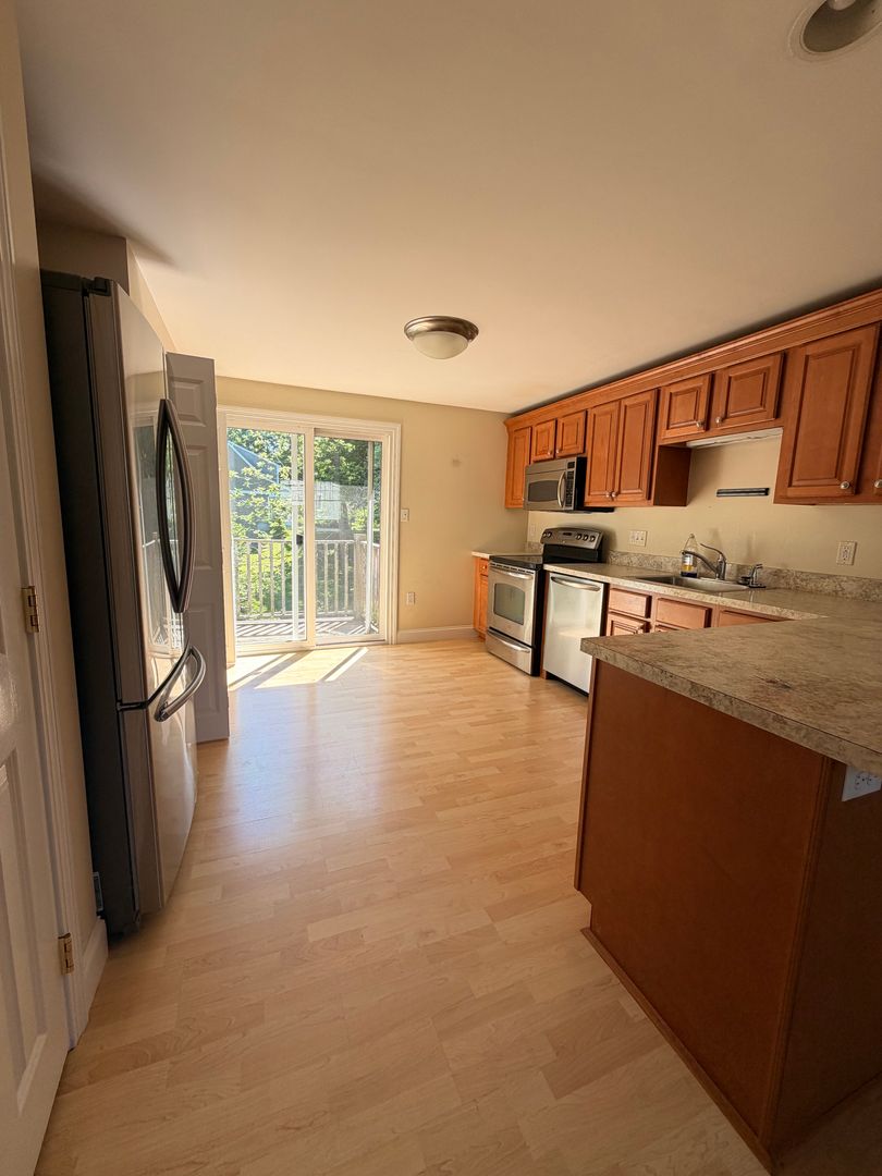 Kittery House: 5 Philbrick Ln