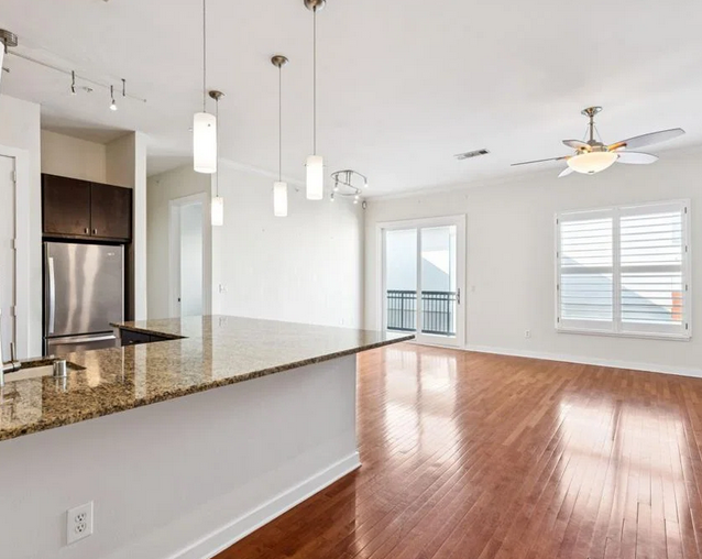 Dallas Condo: 2950 McKinney Ave