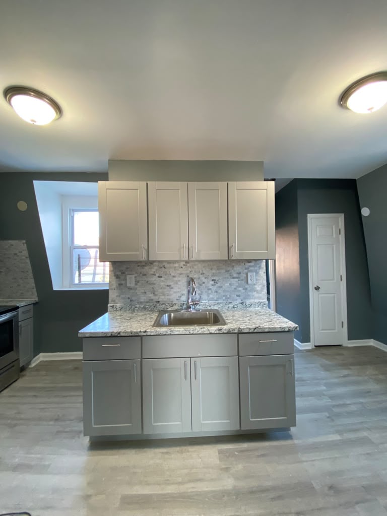 Yonkers Condo: 155 Waverly St