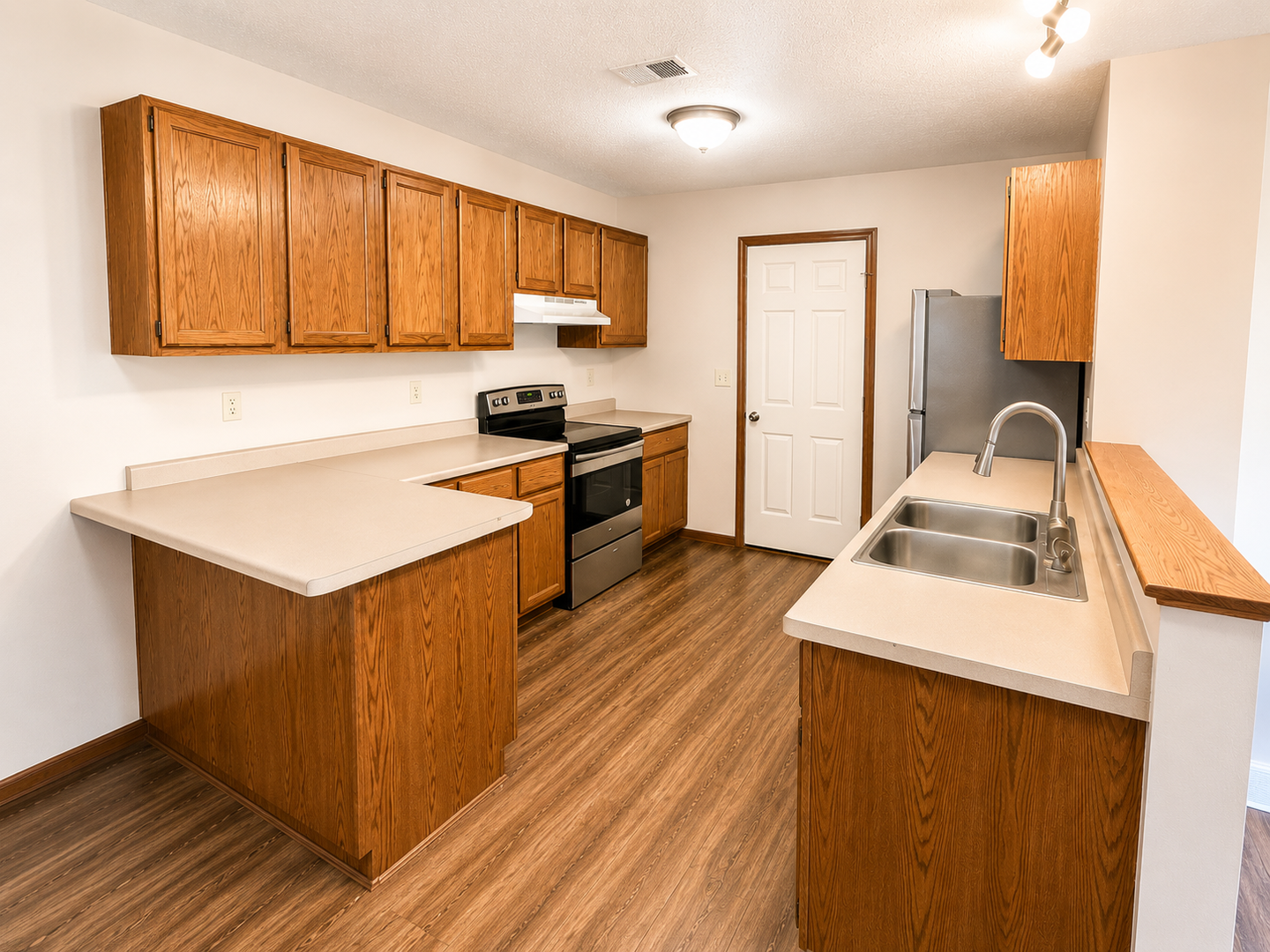 Tomah Condo: 1102 Heeler Ave