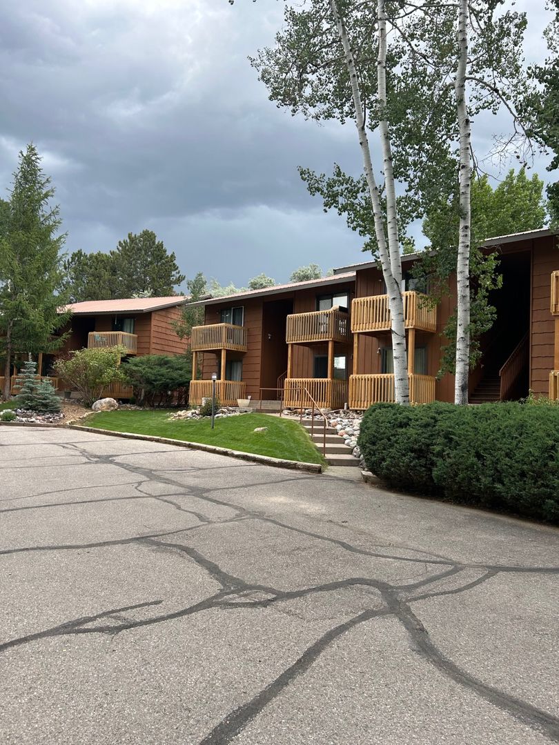 Durango House: 1851 Florida Rd