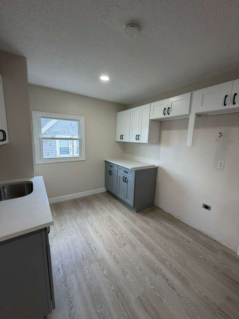 Hartford Condo: 57 Magnolia St