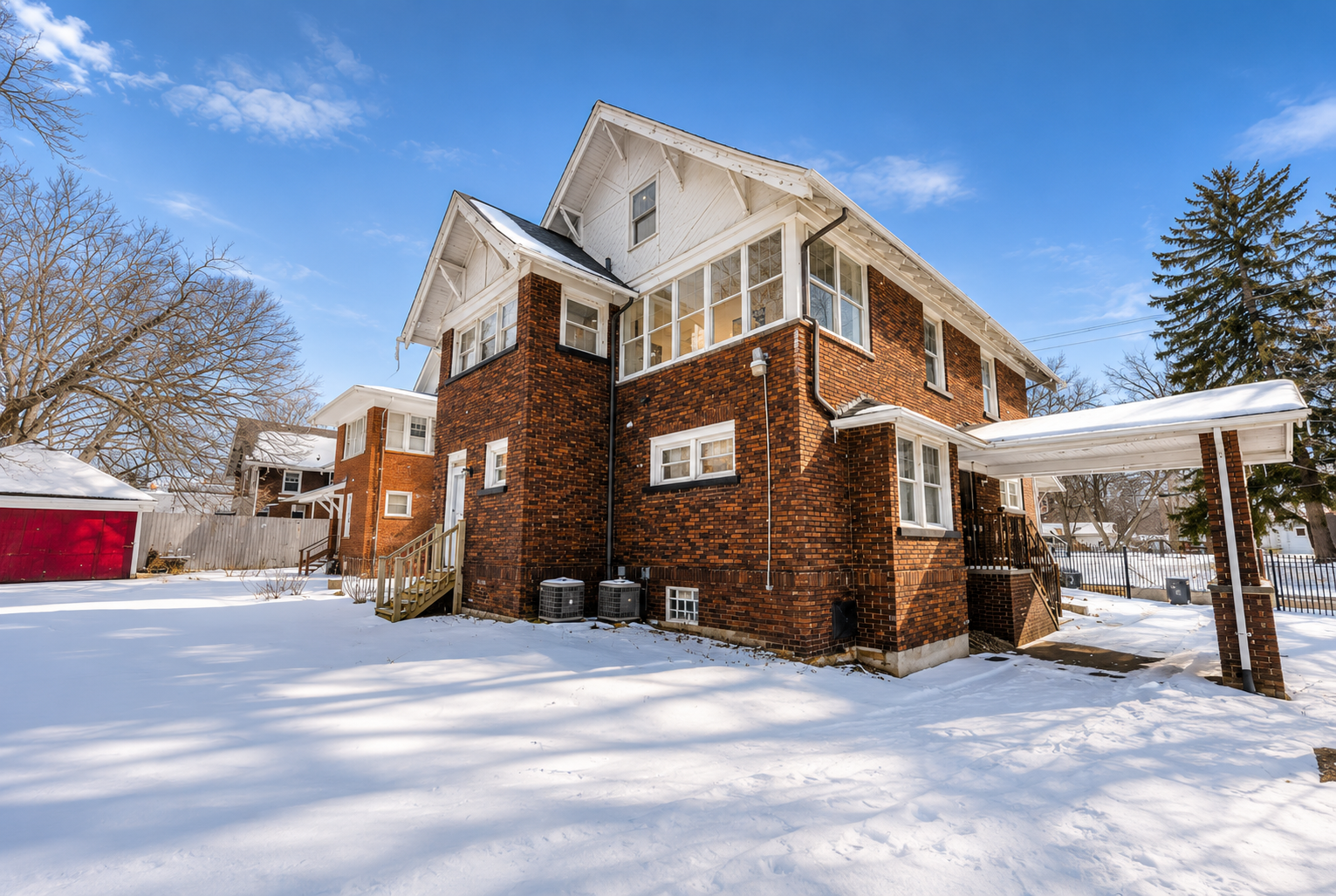 Akron Condo: 855 Work Dr