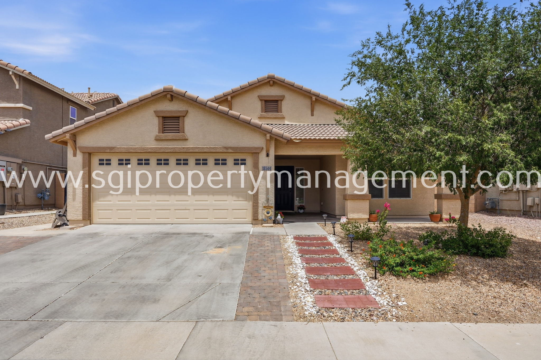 Waddell House: 18544 W Palo Verde Ave