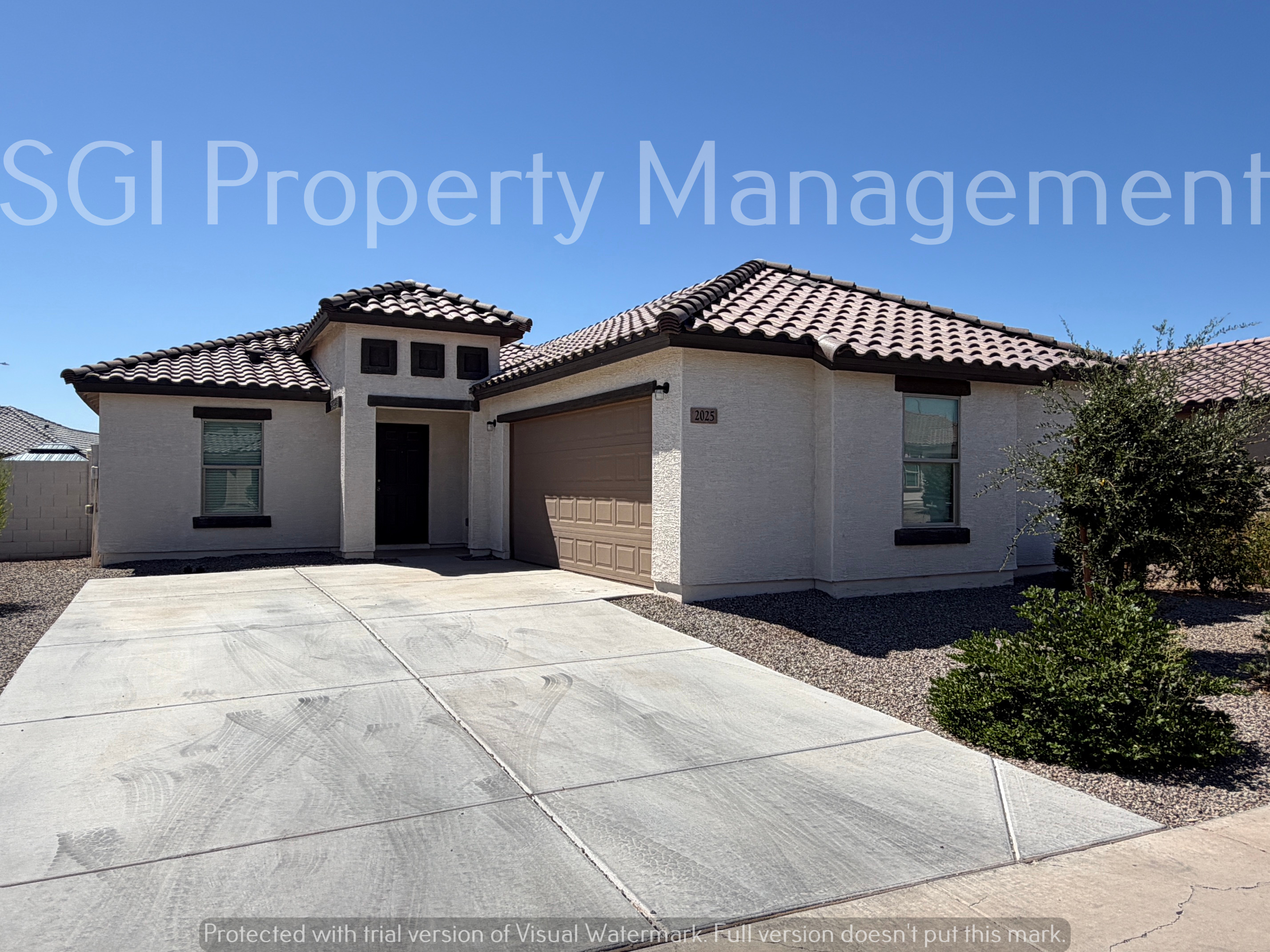 Casa Grande House: 2025 E Velvet Pl
