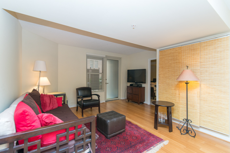Washington Condo: 915 E St NW