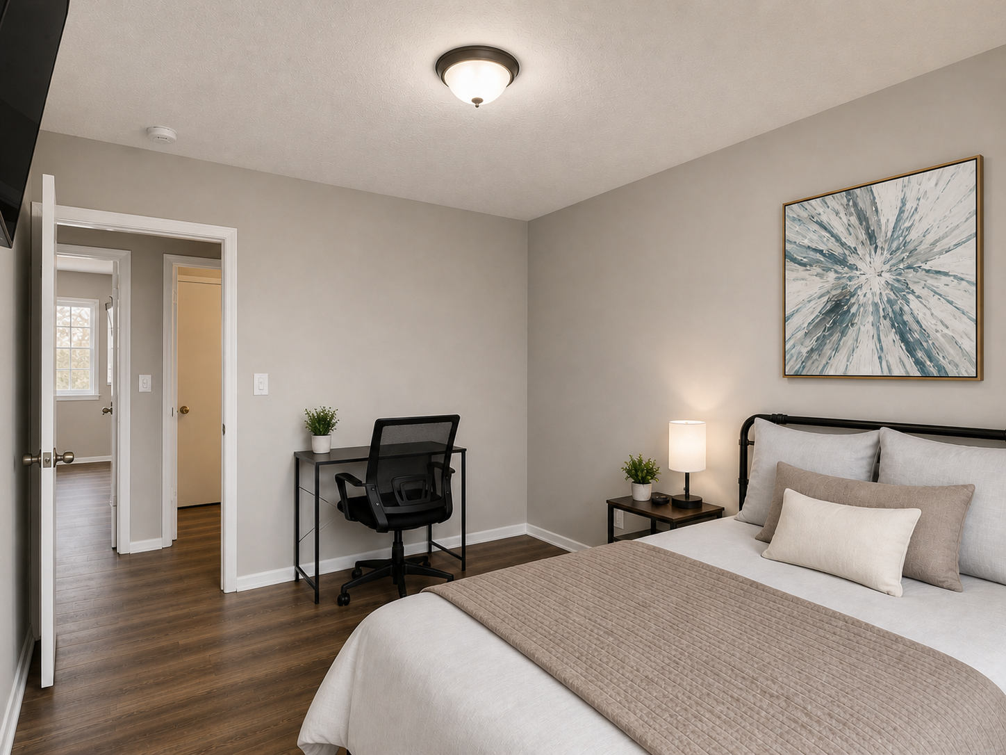 Stone Mountain House: 1045 Forest
