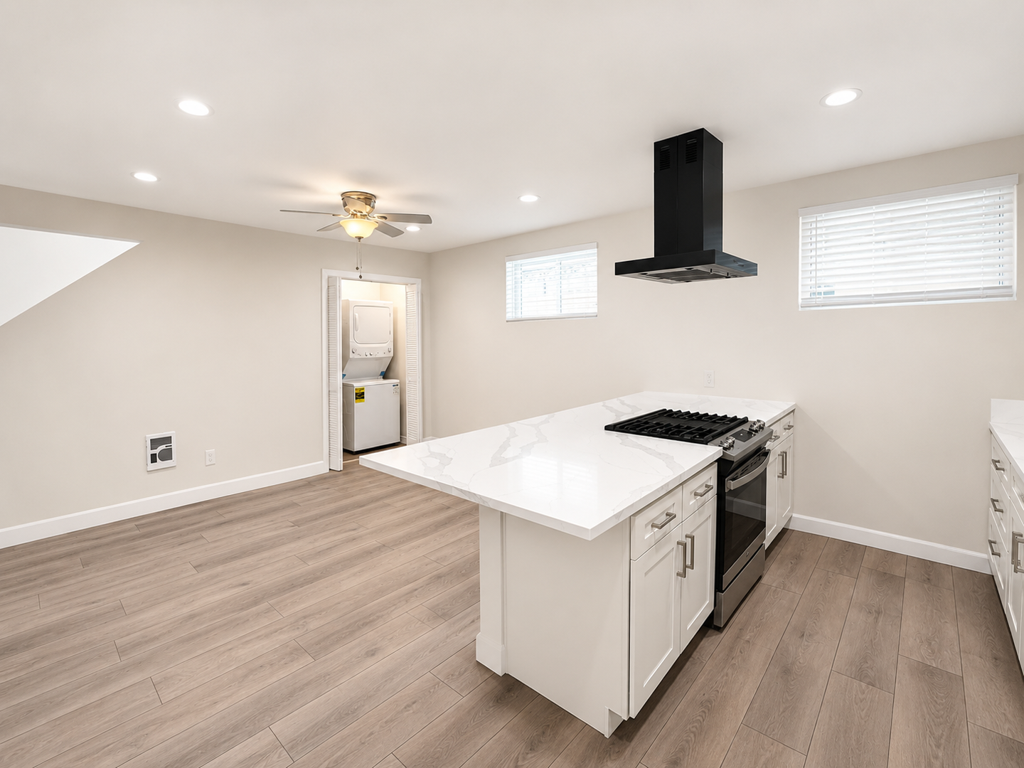 Santa Monica Condo: 942 7th St.