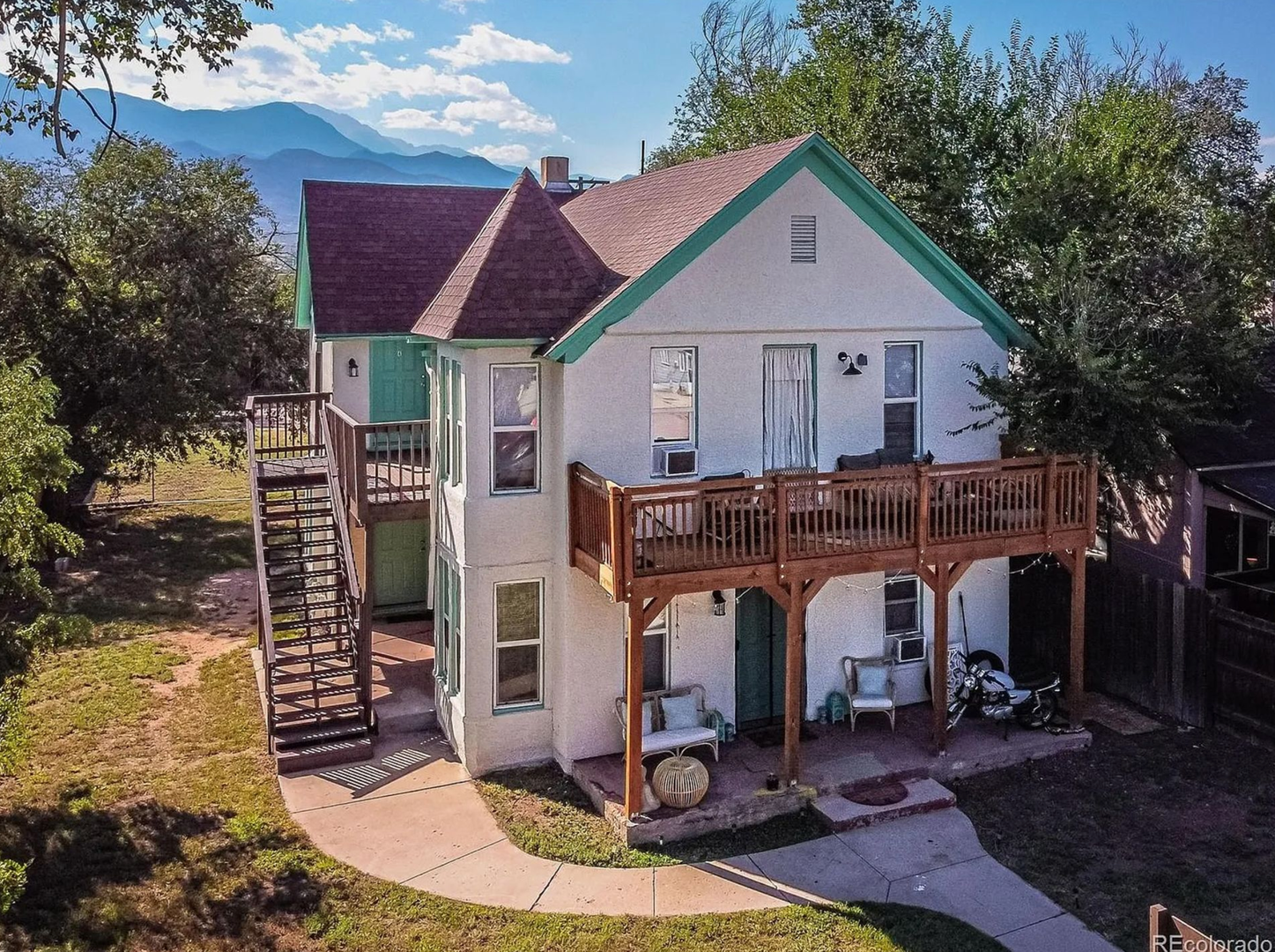 Colorado Springs Apartment: 910 Sahwatch St