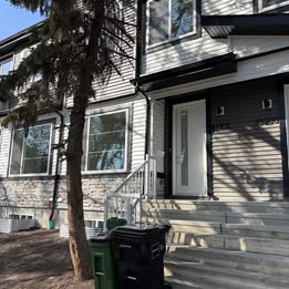 Edmonton Condo: 10304 129 Avenue Northwest - C