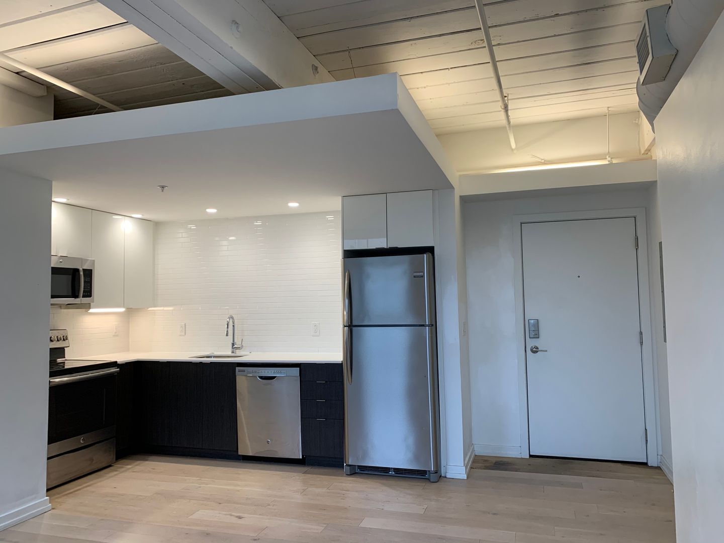 Philadelphia Apartment: 430 Fairmount Ave