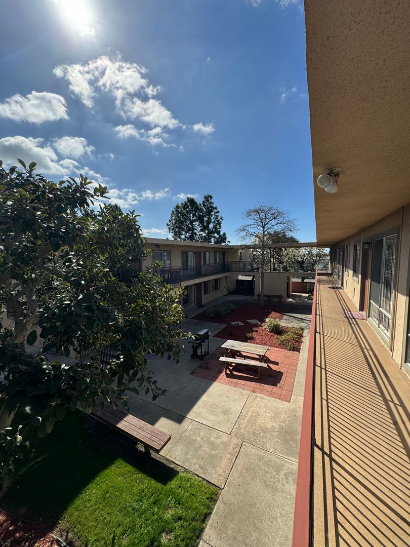 SAN DIEGO Condo: 7414 MESA COLLEGE DR.