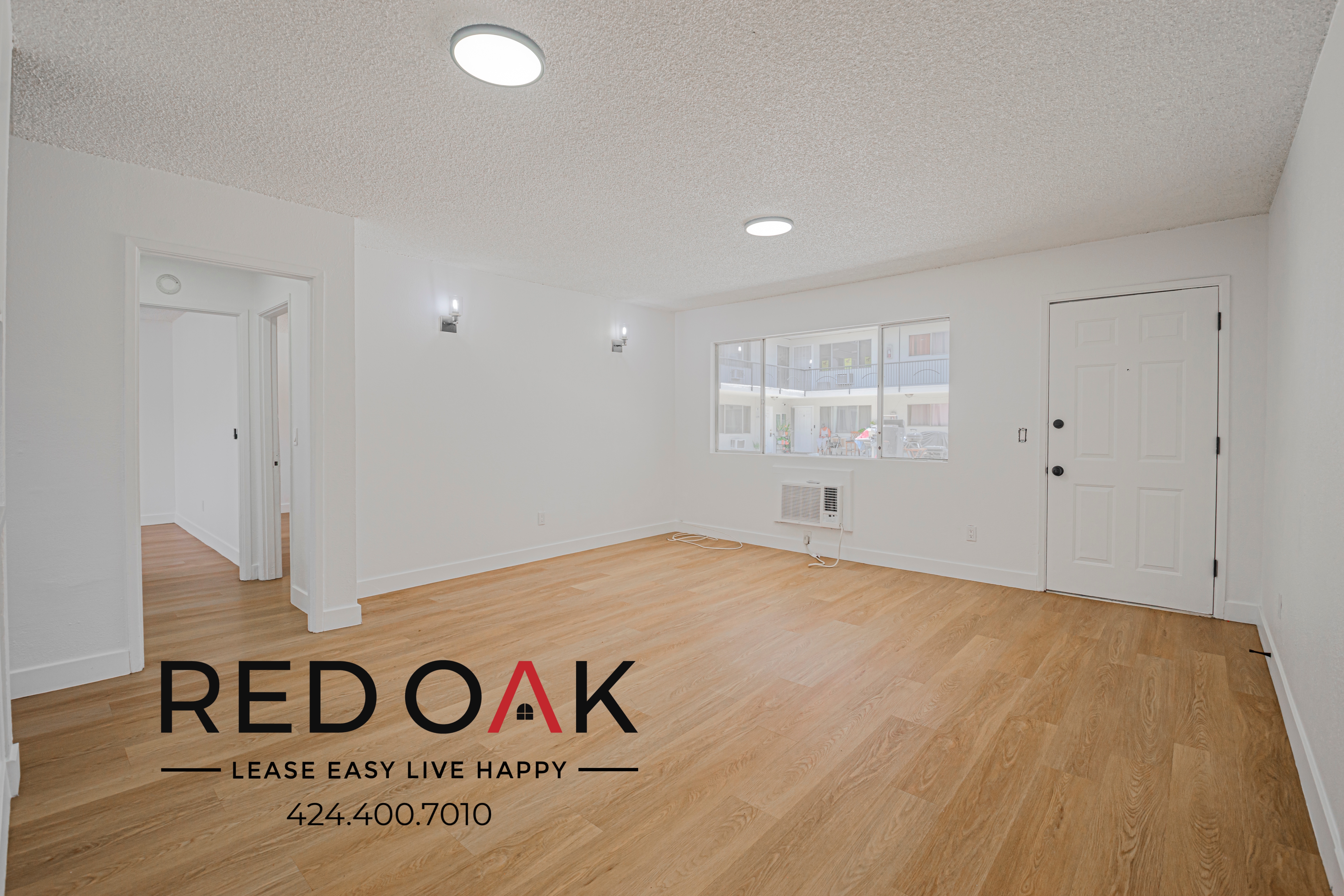 Highland Condo: 26674 Ward St