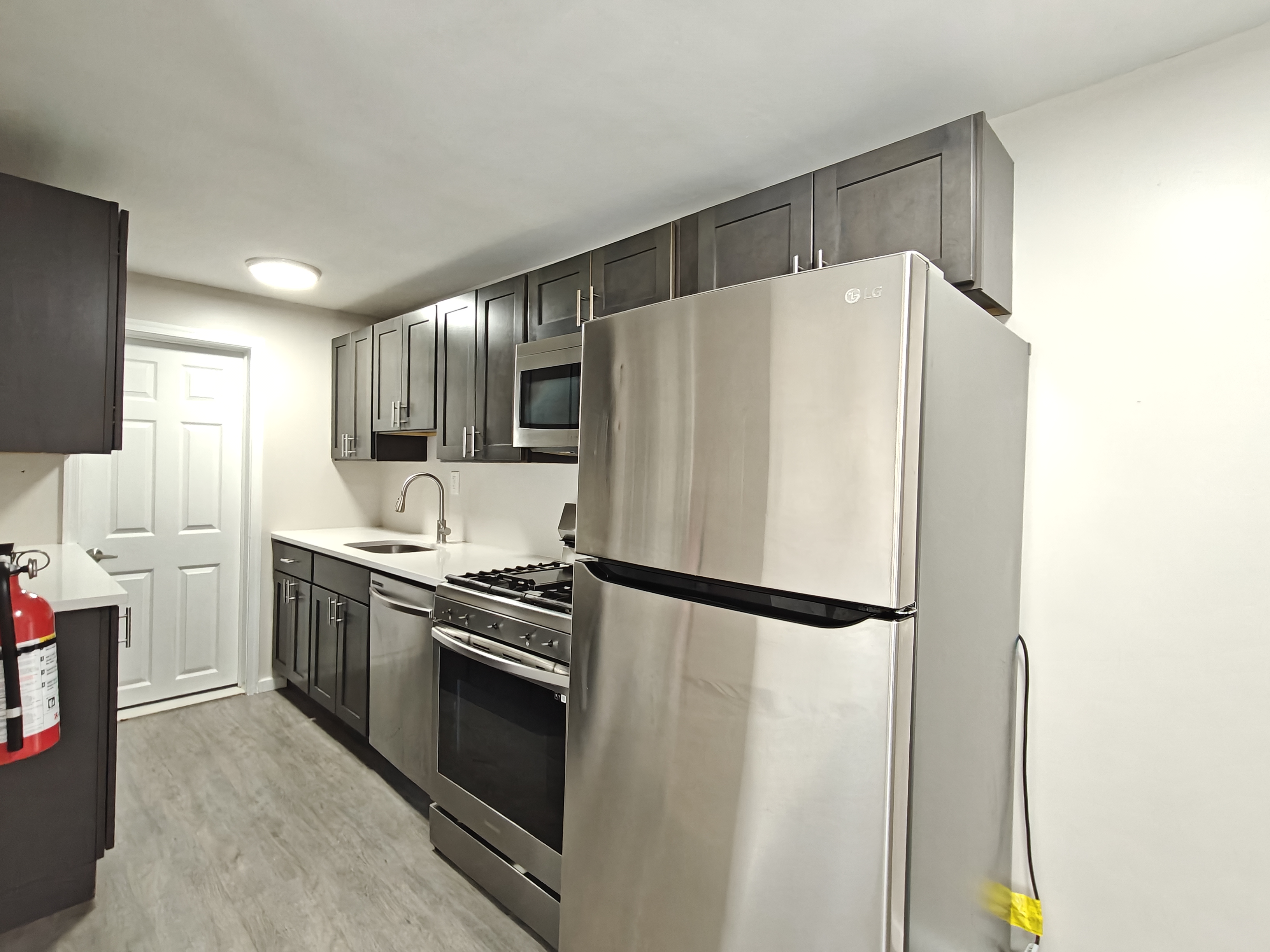 Pleasantville Condo: 14 N New Road