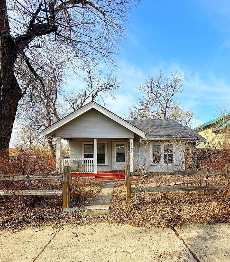 Colorado Springs House: 1701 W. Kiowa