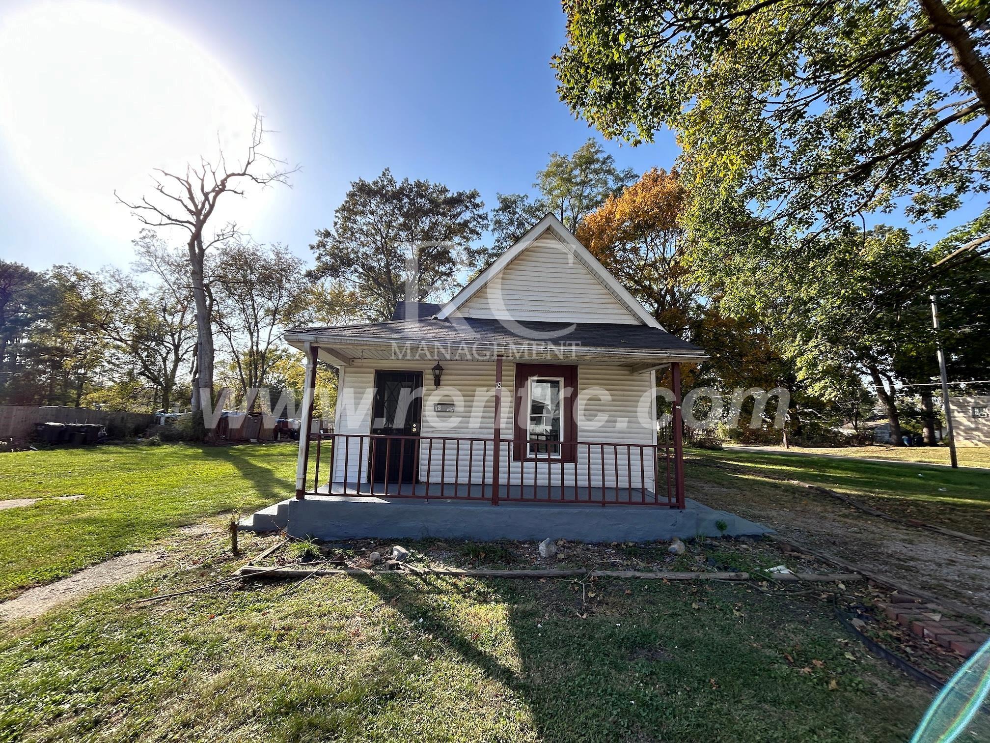 Danville House: 18 Indiana