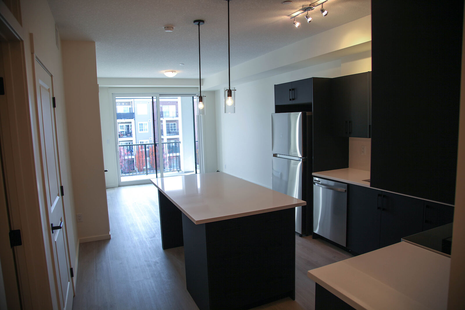 Calgary Condo: 740 Legacy Village Road SE