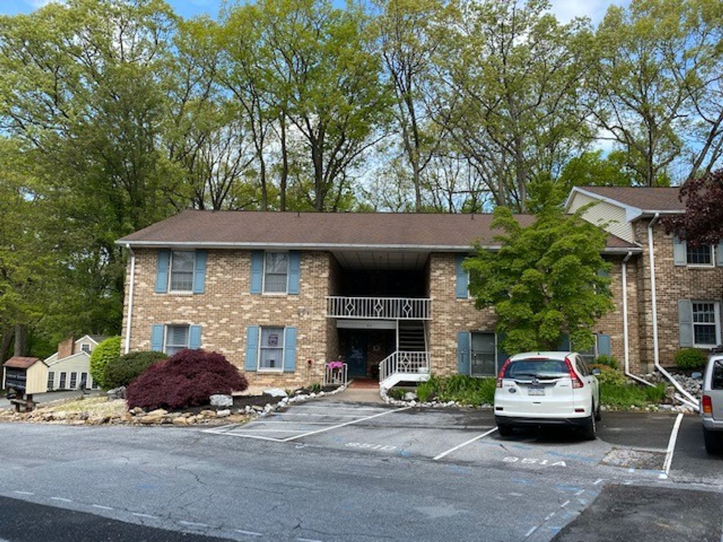 Hummelstown House: 951 Innsbruck Dr Suite B