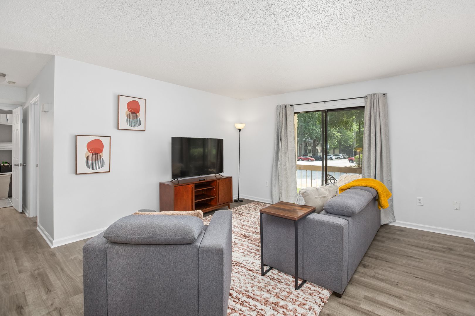 Winston-Salem House: 2260 Sunderland Road Unit