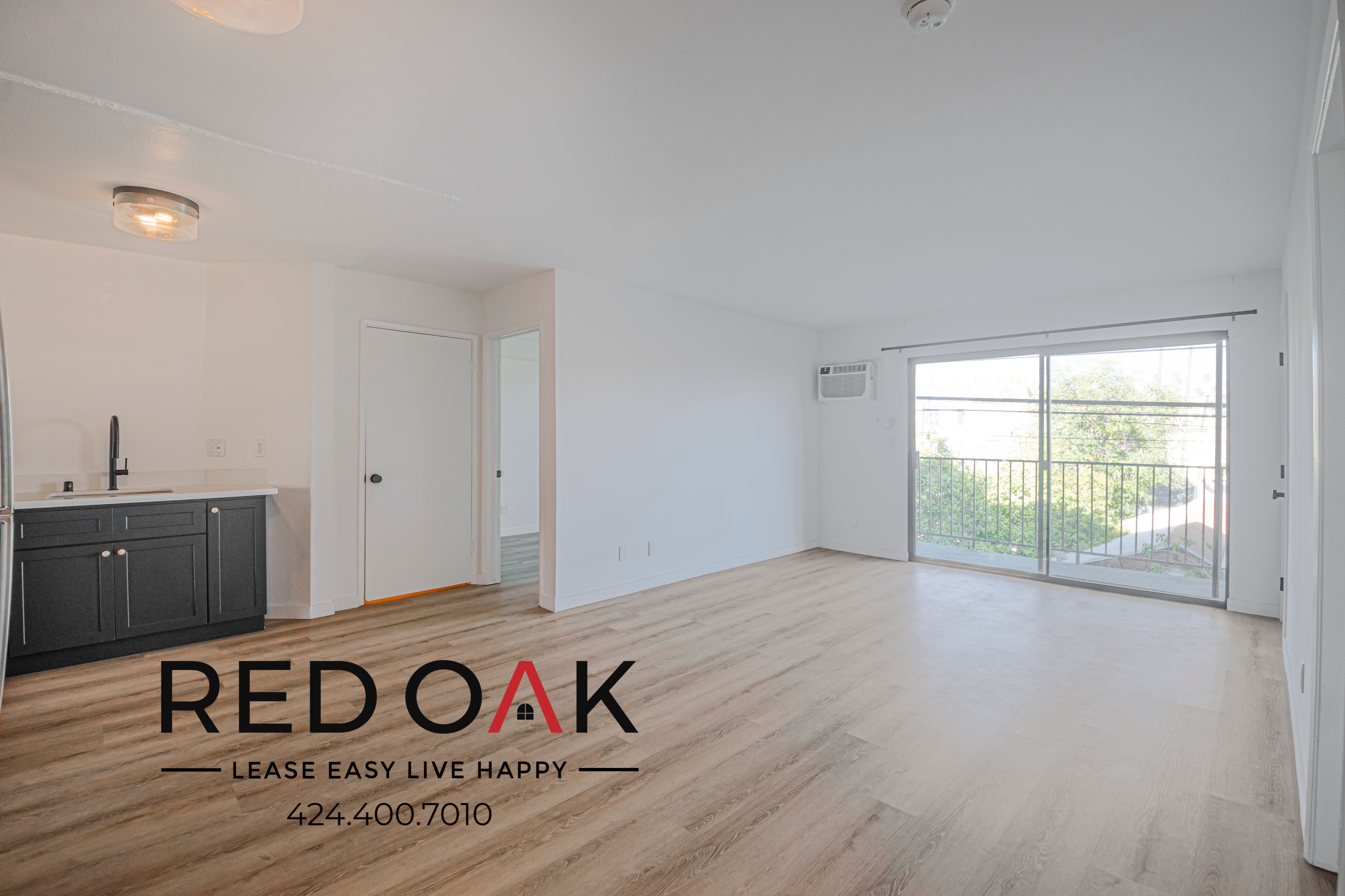 Los Angeles Condo: 134 N Mariposa Ave
