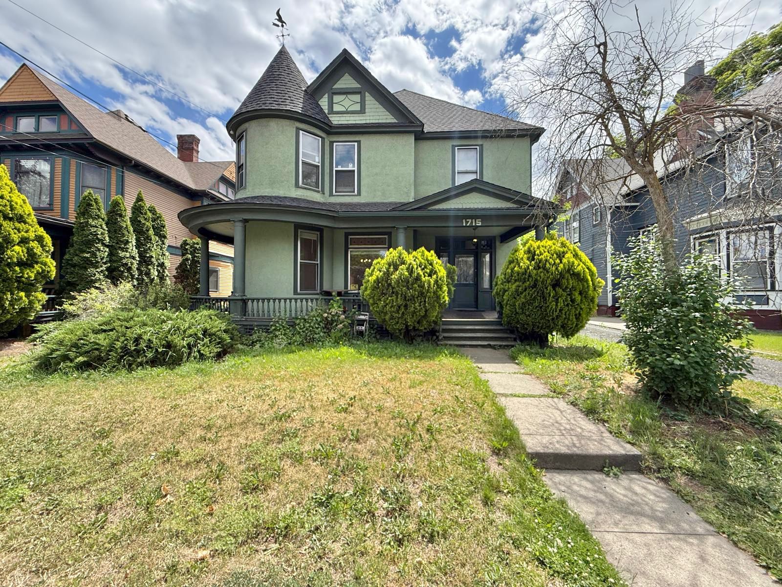Spokane Condo: 1715 W Pacific Ave