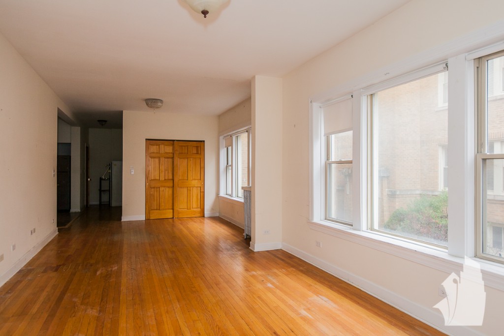 Chicago Condo: 1946 West Leland
