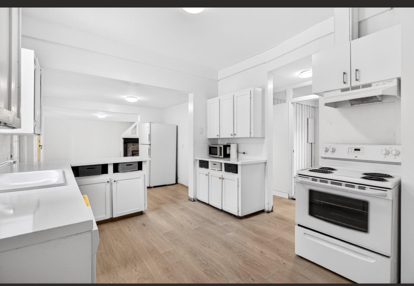 Maple Ridge House: 12822 229 Street - Main