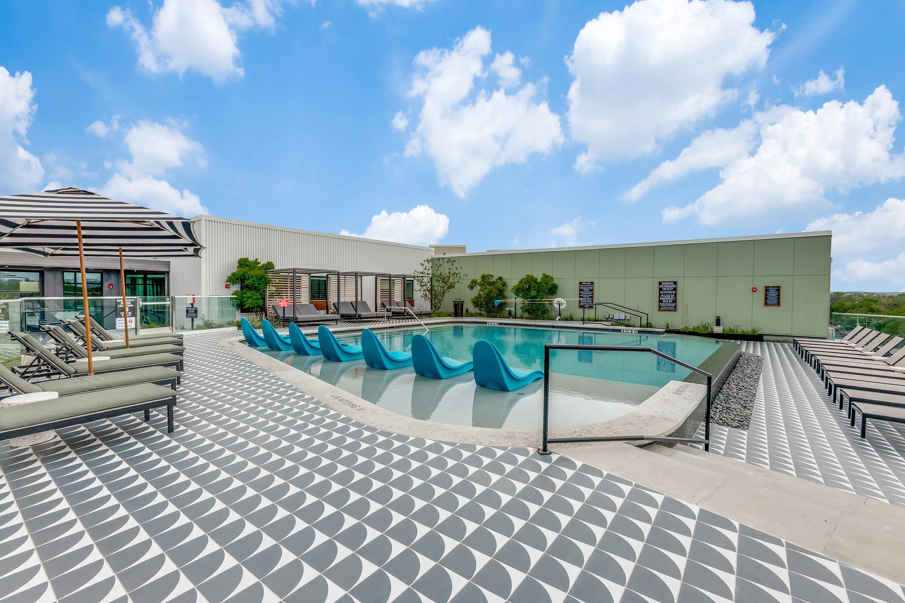 Austin Condo: 1011 Springdale Rd
