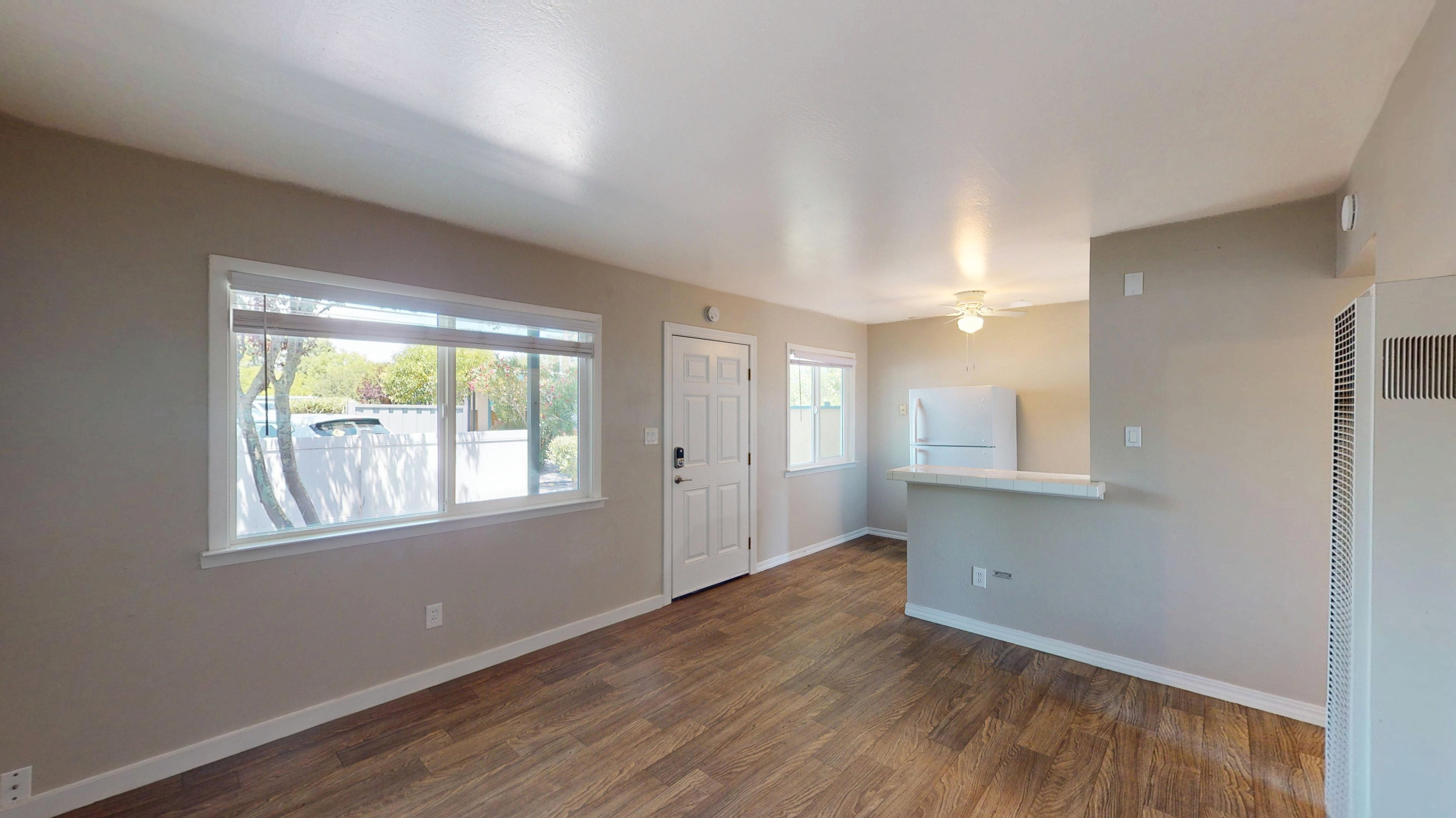 Glen Ellen Condo: 15487 Marty Dr