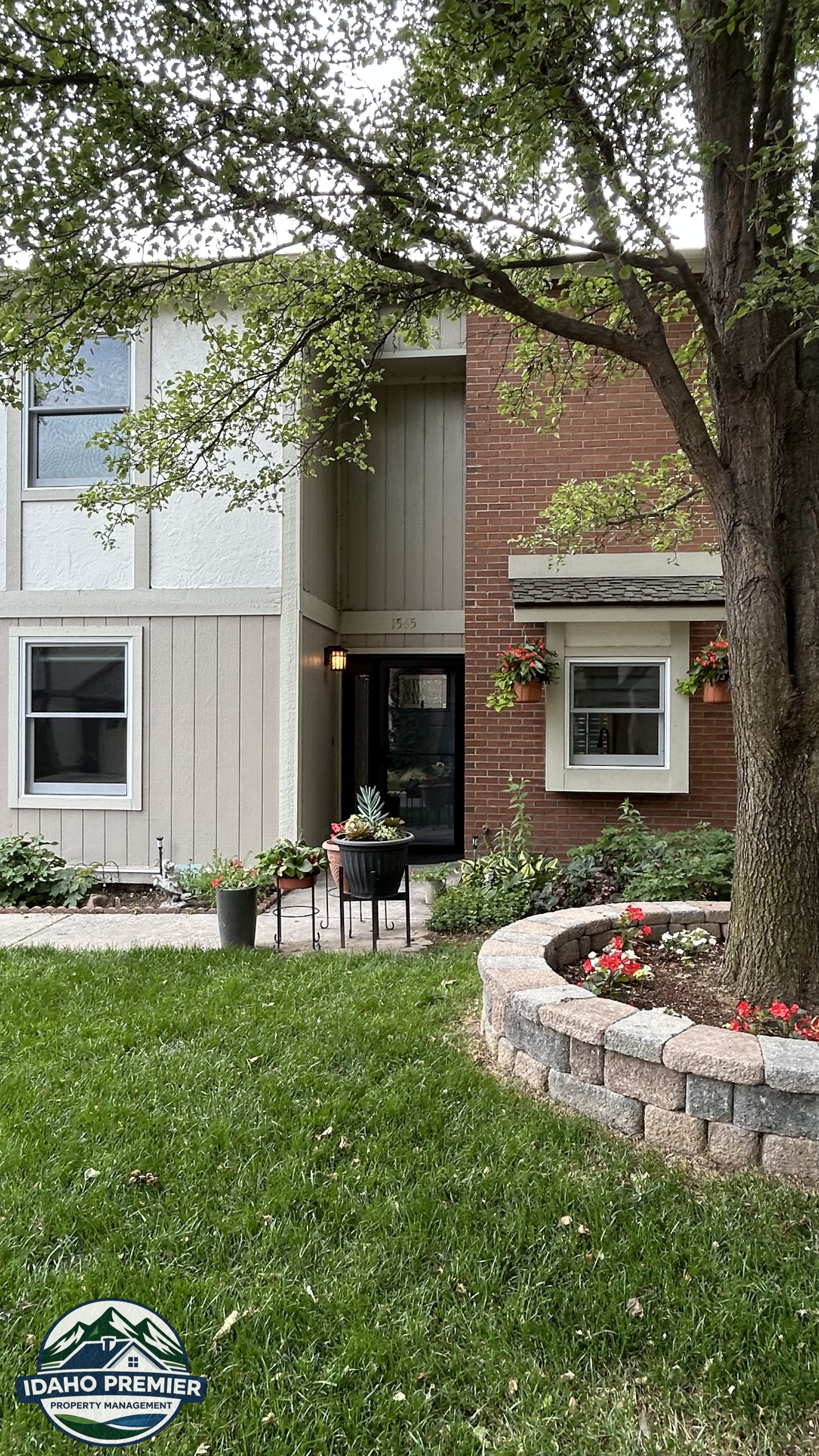 Boise Townhome: 1565 E Lenz Ln