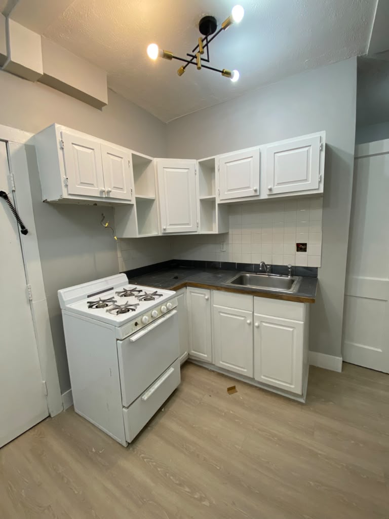 Ossining Condo: 22 Upper Croton Ave