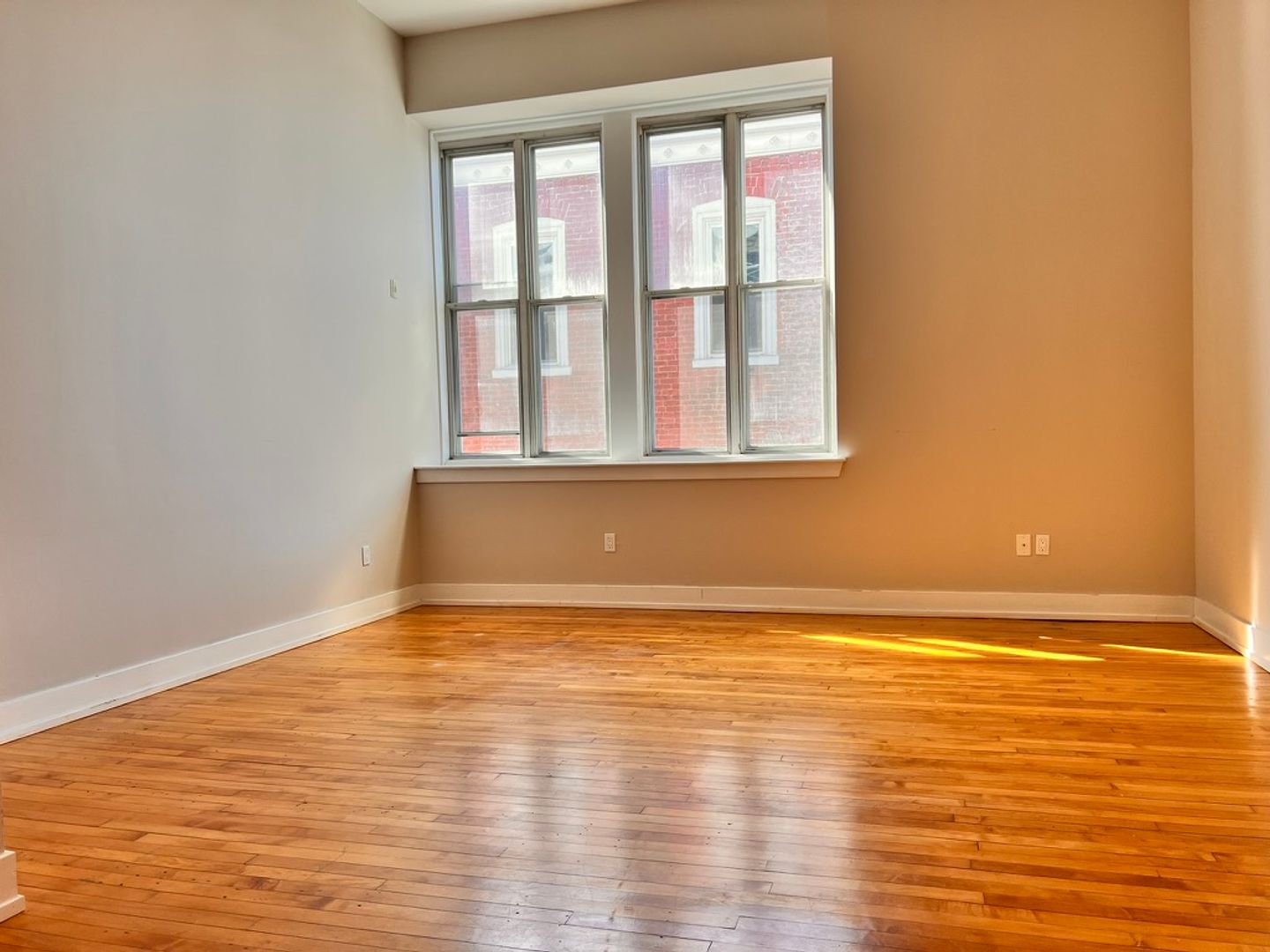 Philadelphia Condo: 4627 E. Thompson