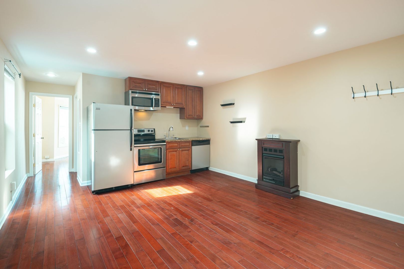 Philadelphia Condo: 1422 Chrisitan Street