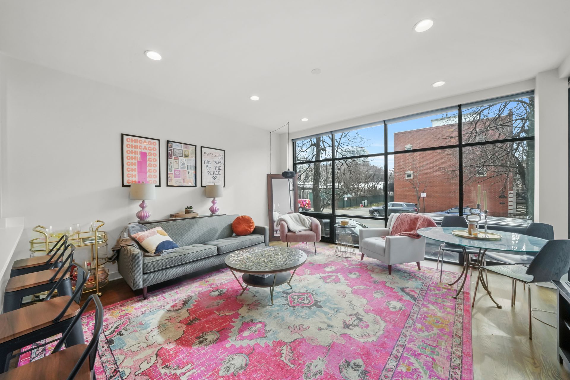 Chicago Condo: 832 West Erie