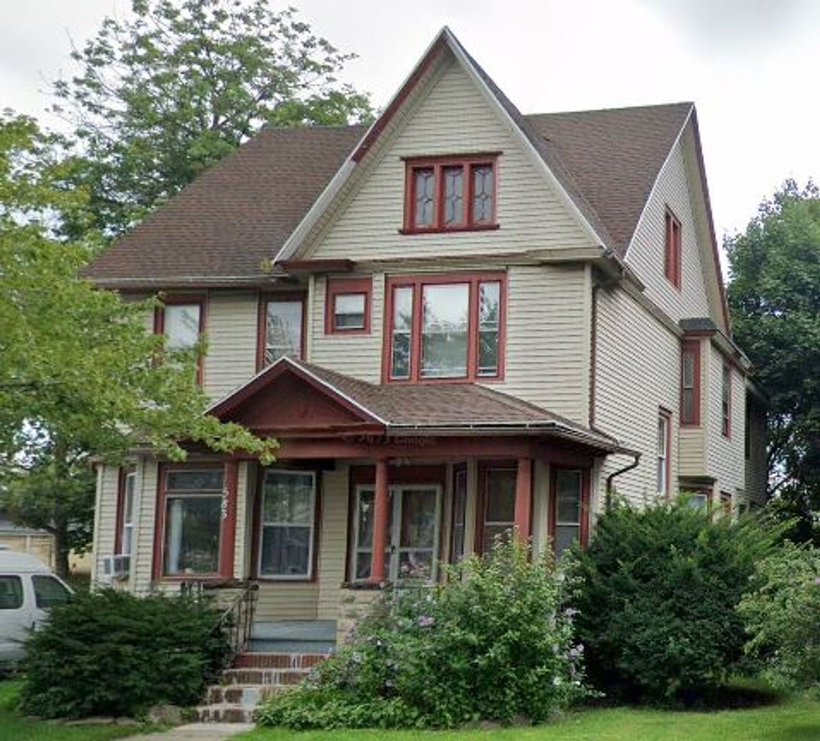 Rochester Condo: 583 AVERILL STREET