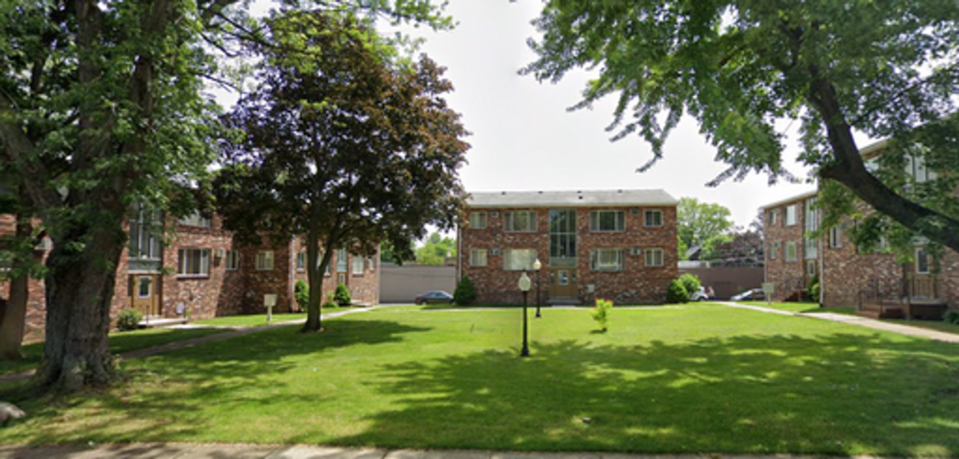 Rochester Condo: 721 Cedarwood Terrace
