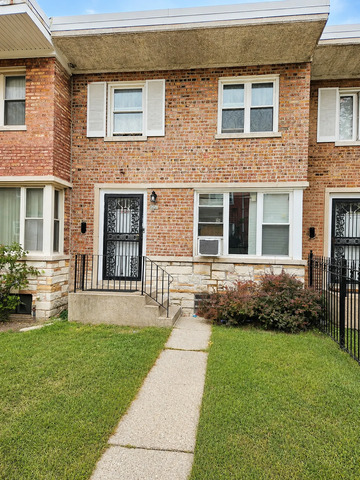 Chicago Townhome: 8352 S Ingleside Ave