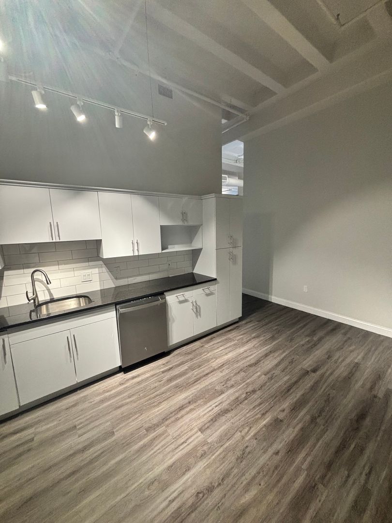 Lynn Condo: 24 Mount Vernon Street