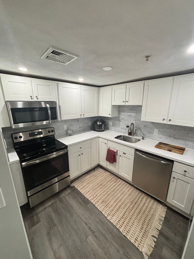 Revere Condo: 190 N Shore Rd