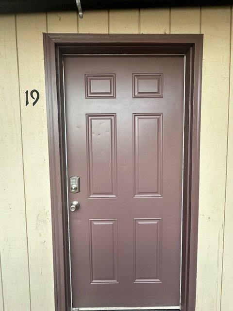 Portland Apartment: 13746 SE Powell Blvd