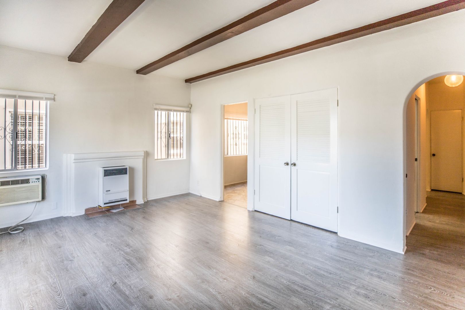 Beverly Hills Condo: 129 S. Canon Dr.