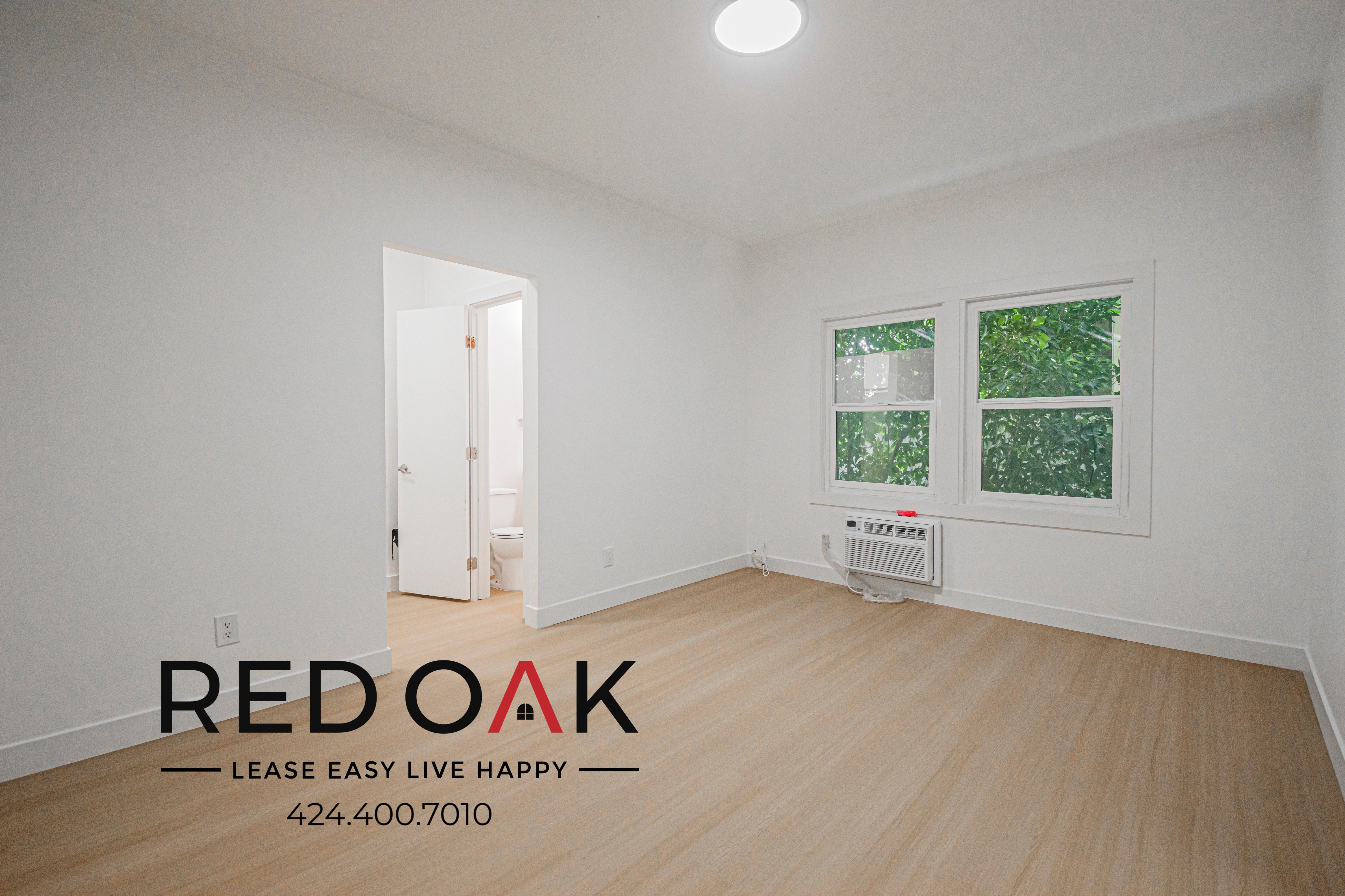 Los Angeles Condo: 719 N Heliotrope Dr