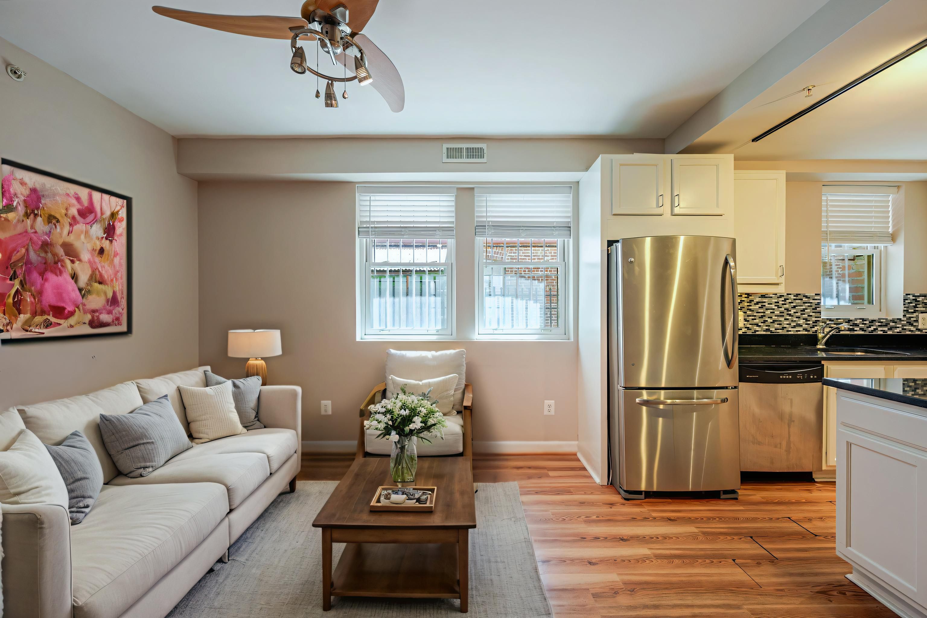 Washington Condo: 1440 Columbia Rd NW